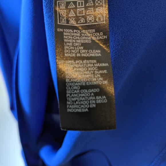 Blue blouse - Picture 2 of 4